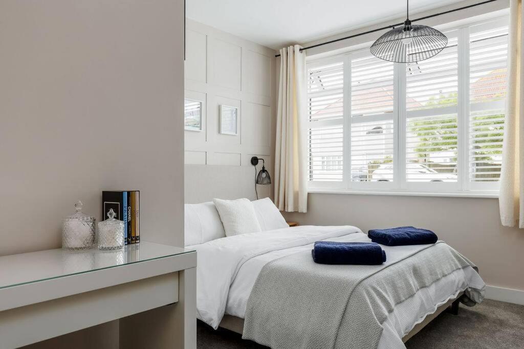 Modern 2 Bed, Cliff Top & Parking, F6 Bournemouth Eksteriør billede