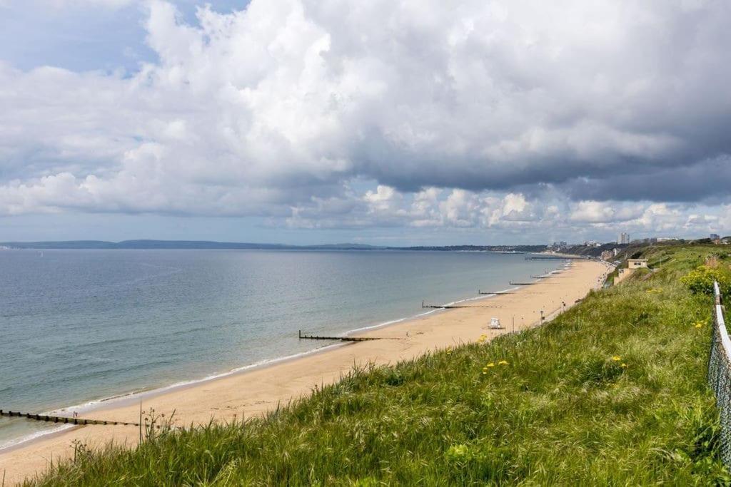 Modern 2 Bed, Cliff Top & Parking, F6 Bournemouth Eksteriør billede